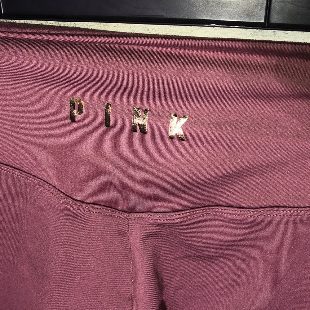 Victoria’s Secret pink cozy fuzzy leggings pink in color velvet sides size small - Picture 4 of 5